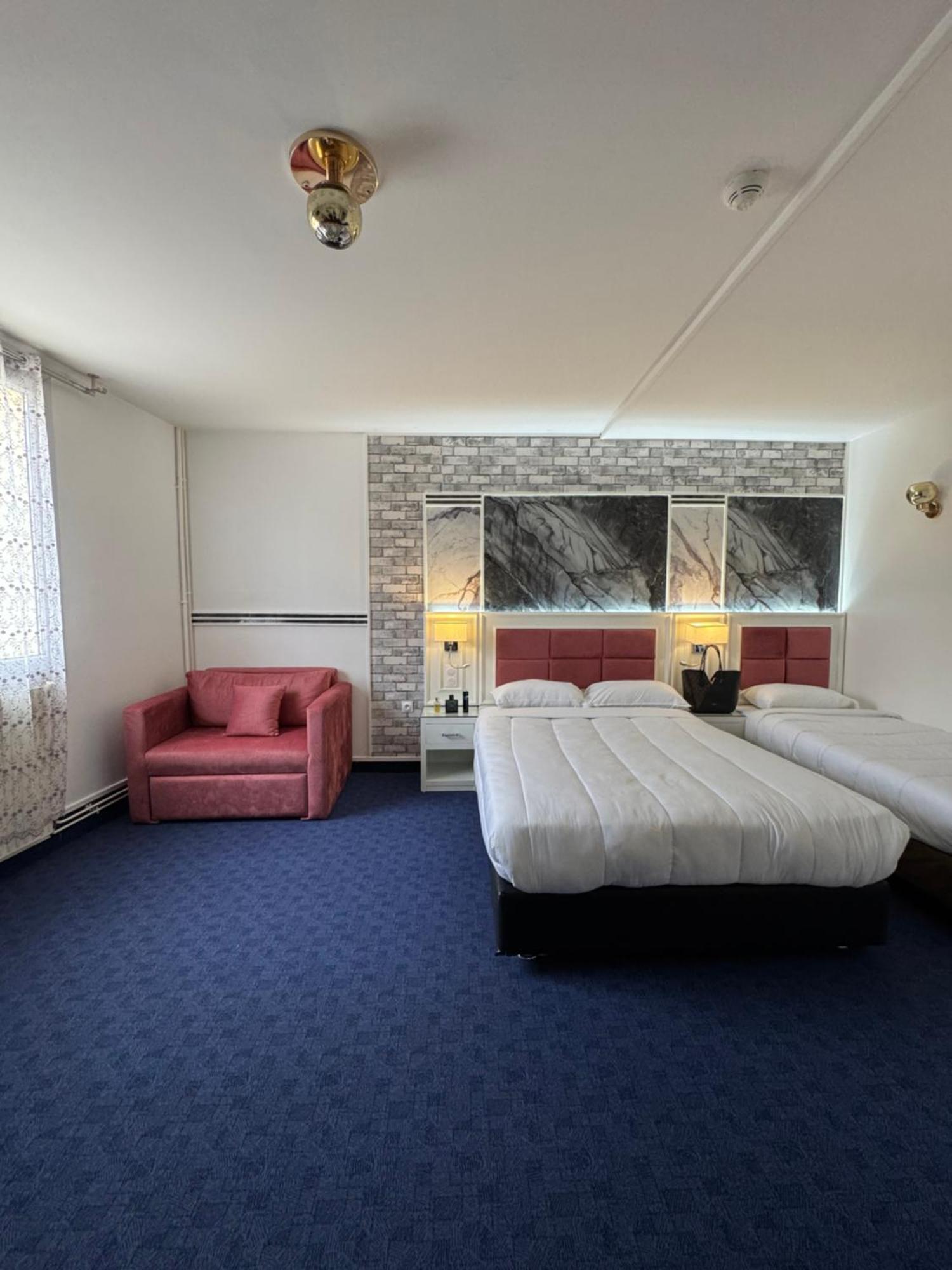 Hotel Grand Paris Villejuif Exterior foto
